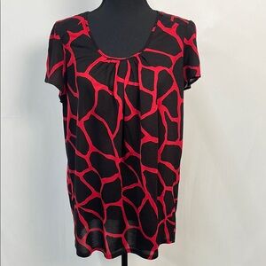 Michael Kors Women's Black and Red Patterned Top, size Large